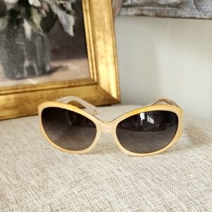 Coach Chic Cream-Tone Womens Sunglasses